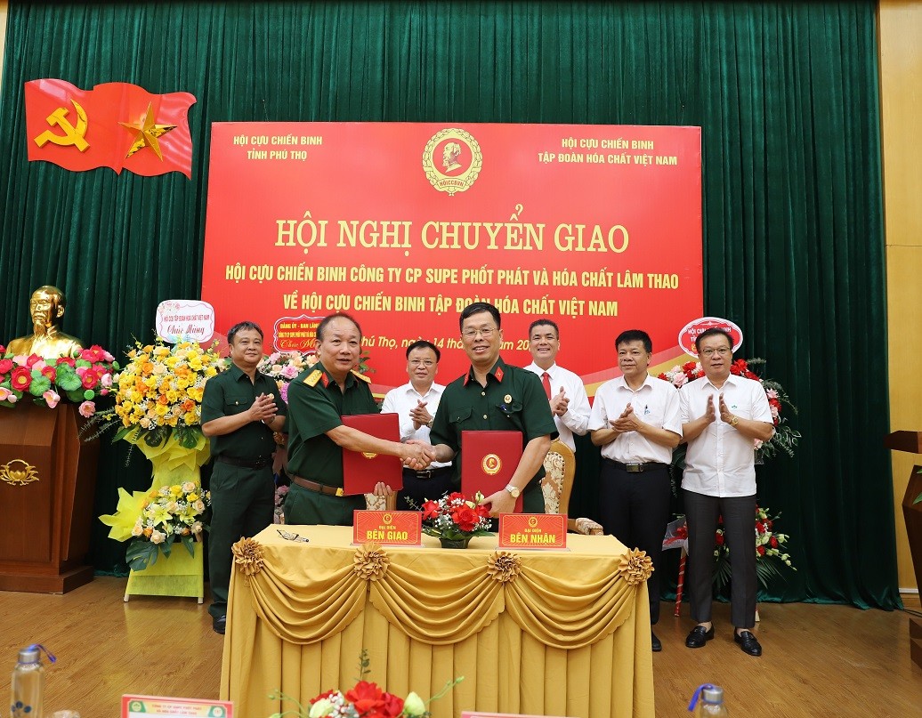 Hội nghị chuyển giao Hội Cựu chiến binh Công ty về Hội Cựu chiến binh Tập đoàn Hoá chất Việt Nam