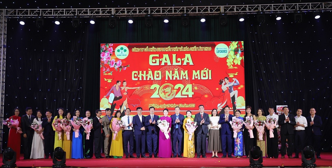 Supe Lâm Thao tổ chức Gala chào năm mới 2024